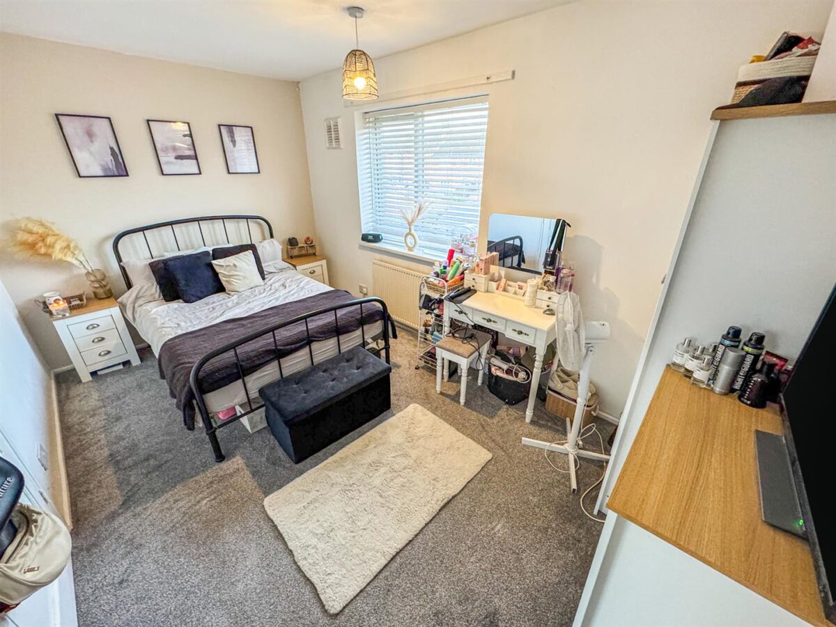 Ashley Avenue, Corby