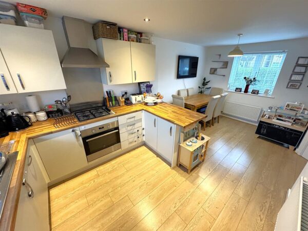 Airfield Way, Weldon, Corby