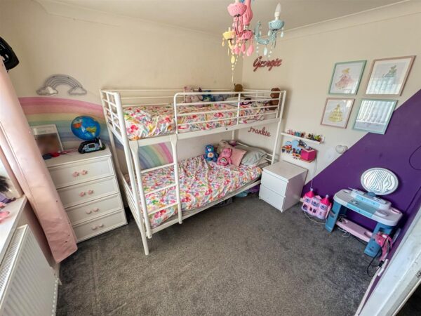 Glastonbury Road, Corby