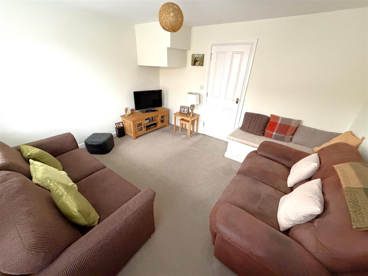 Carlisle Close, Corby