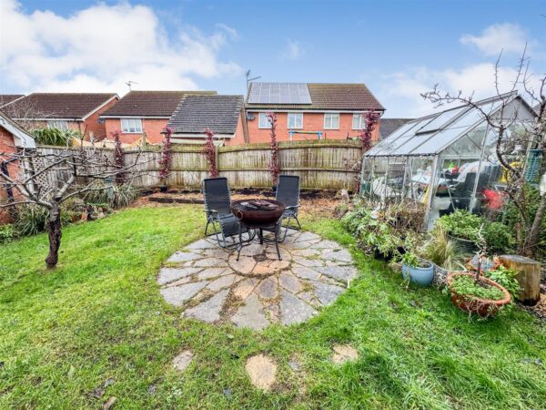 Melford Close, Corby