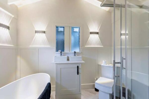 Capell Gardens, Corby