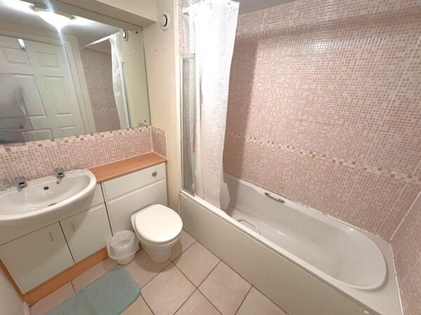 Rochester Road, Corby