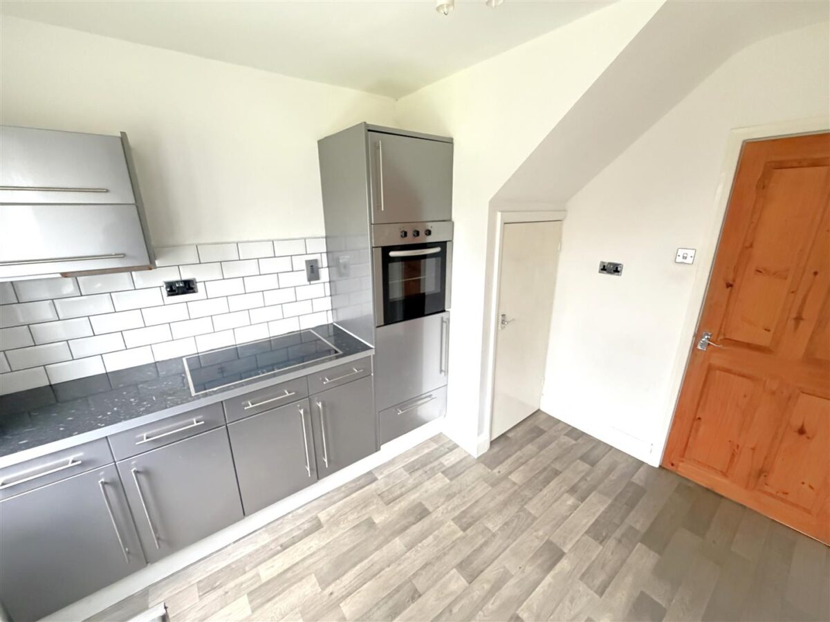 Faraday Grove, Corby