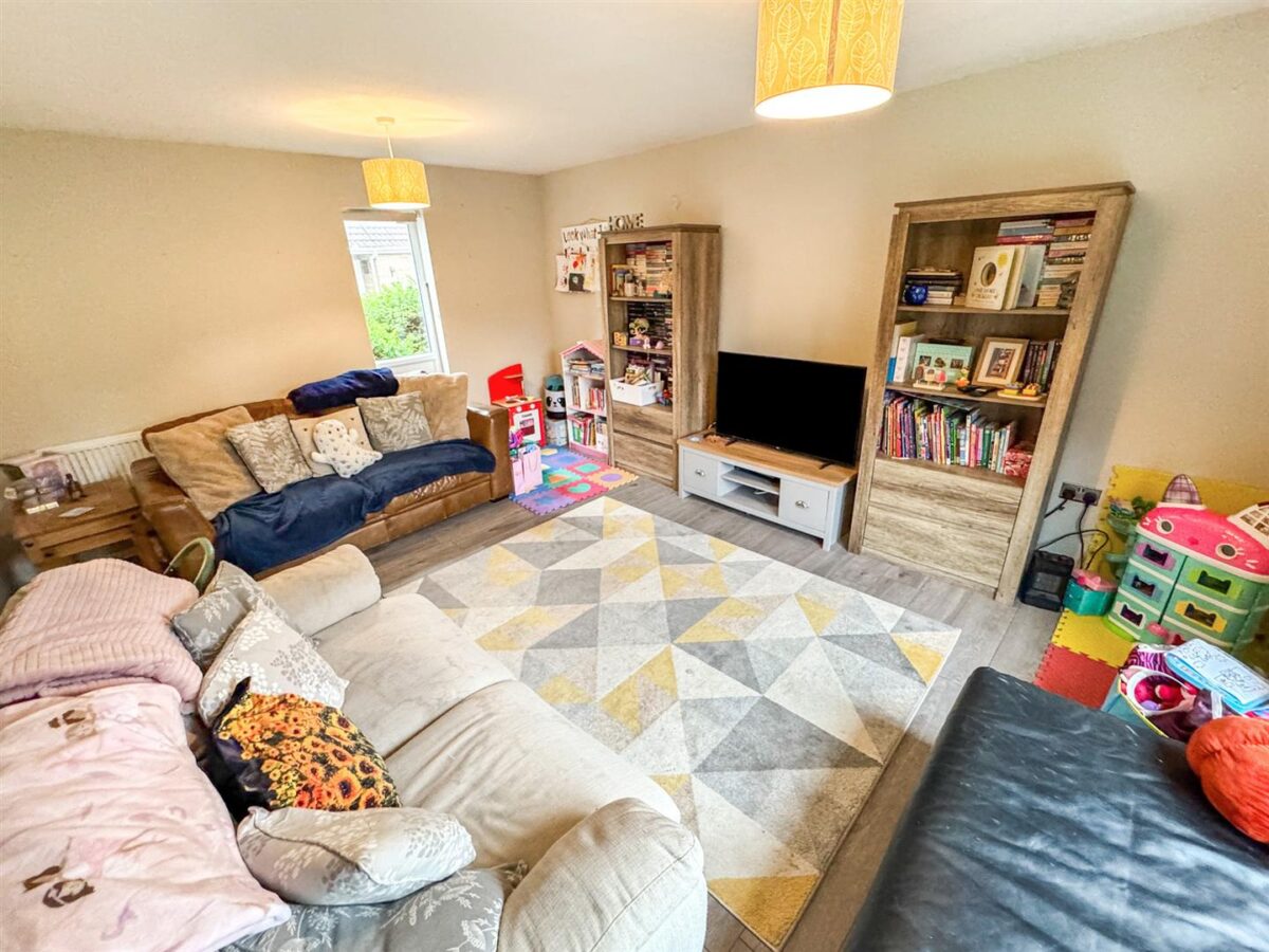 Lingfield Walk, Corby