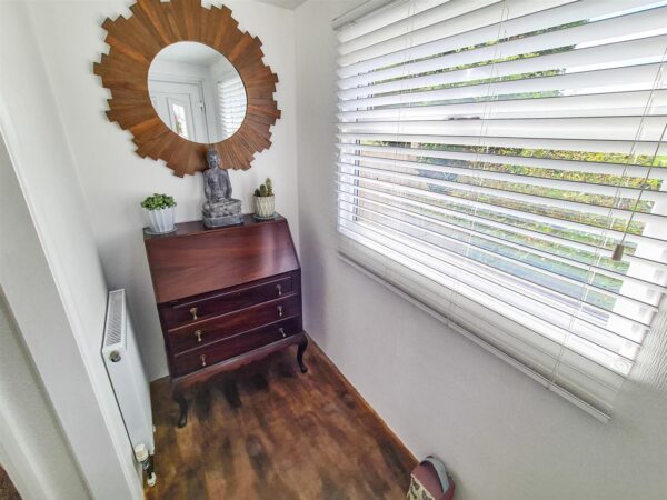 Oundle Road, Weldon, Corby