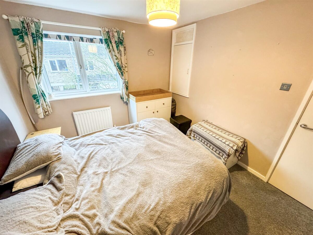 Lingfield Walk, Corby