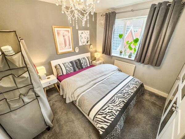 Melford Close, Corby