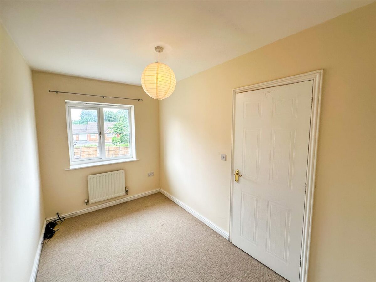 Barth Close, Great Oakley, Corby