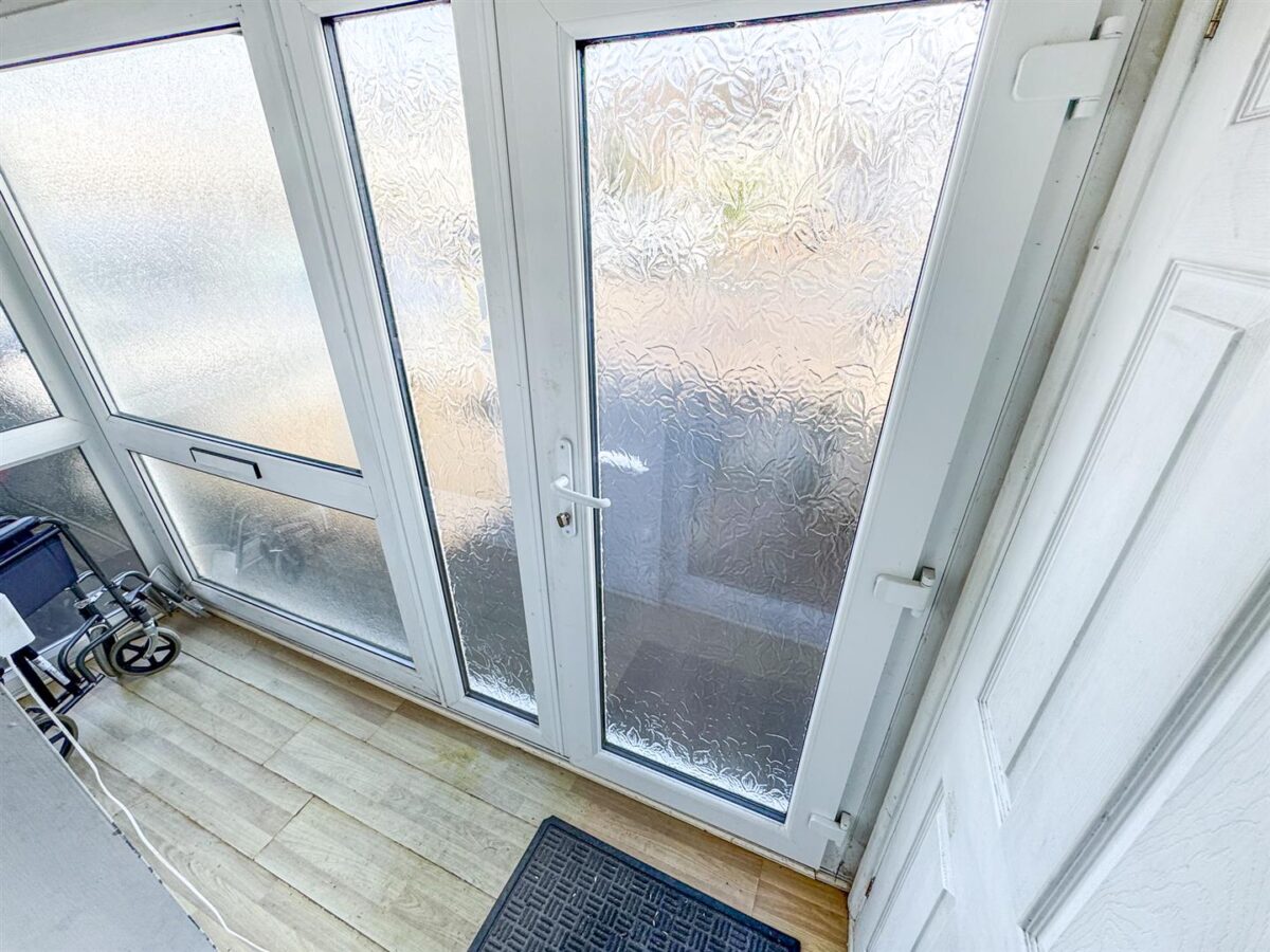 Willow Brook Road, Corby