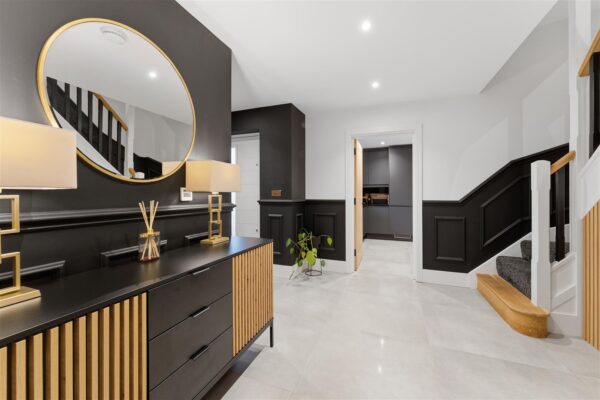 Singlehurst Close, Weldon, Corby