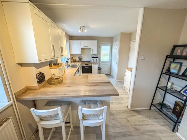 Ashley Avenue, Corby