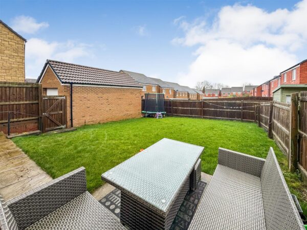 Airfield Way, Weldon, Corby