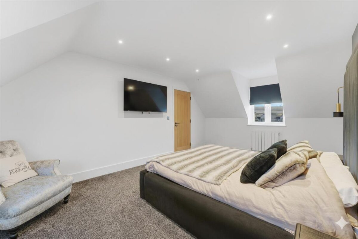 Singlehurst Close, Weldon, Corby