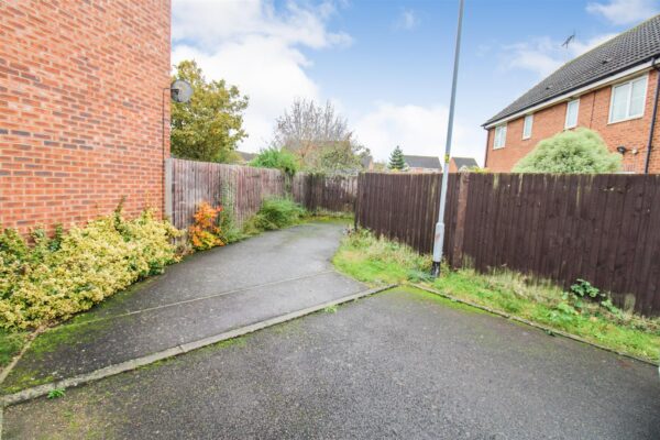 Barth Close, Great Oakley, Corby