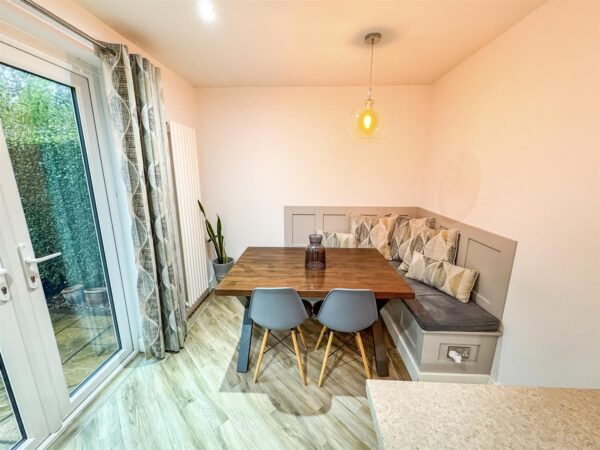 Studfall Avenue, Corby