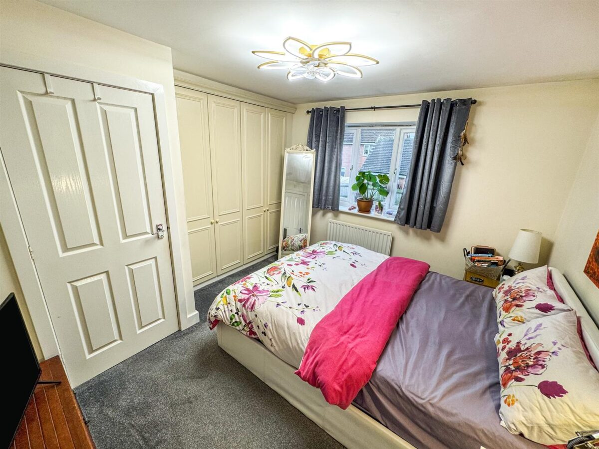 Melford Close, Corby