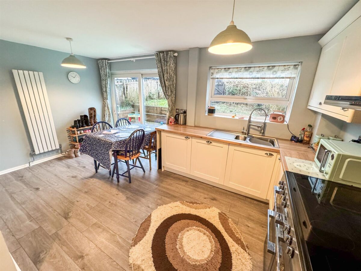 Lingfield Walk, Corby