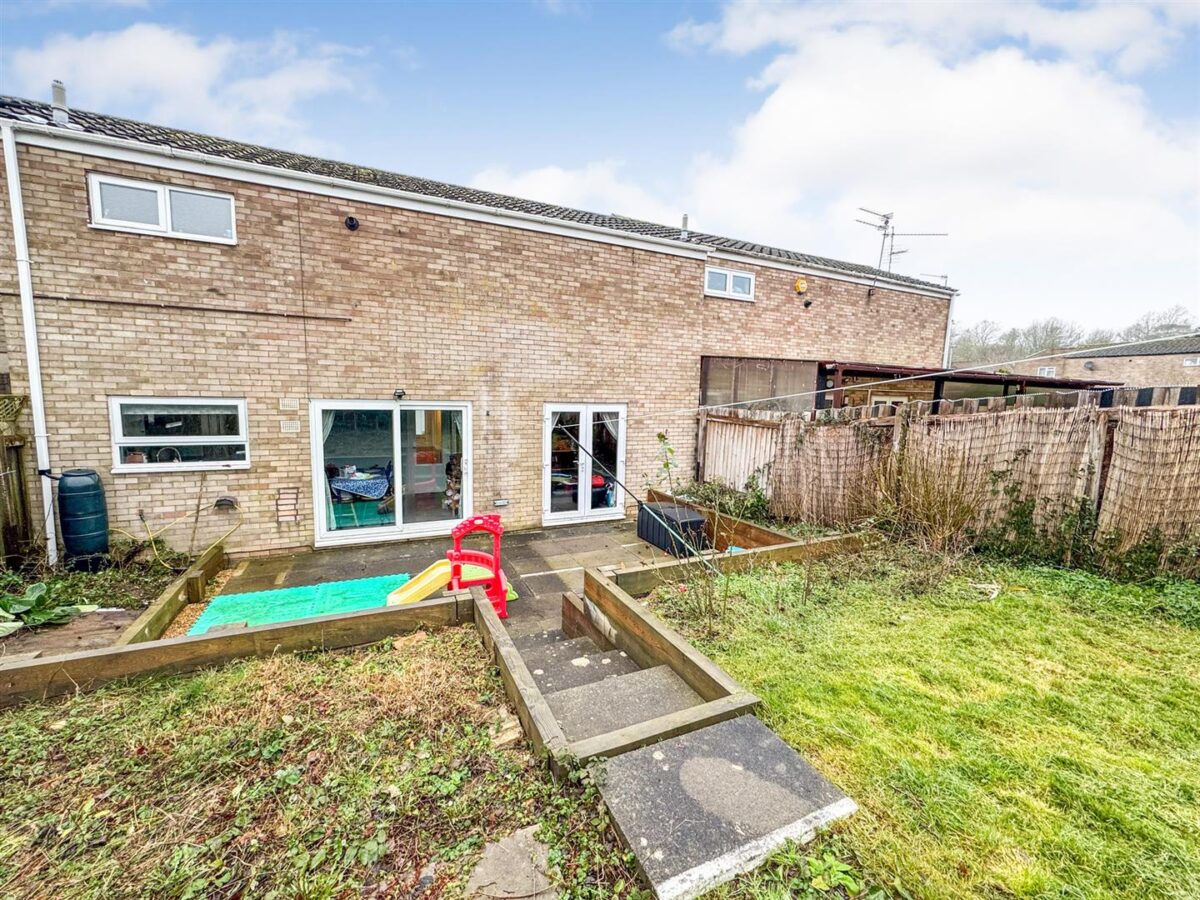 Lingfield Walk, Corby