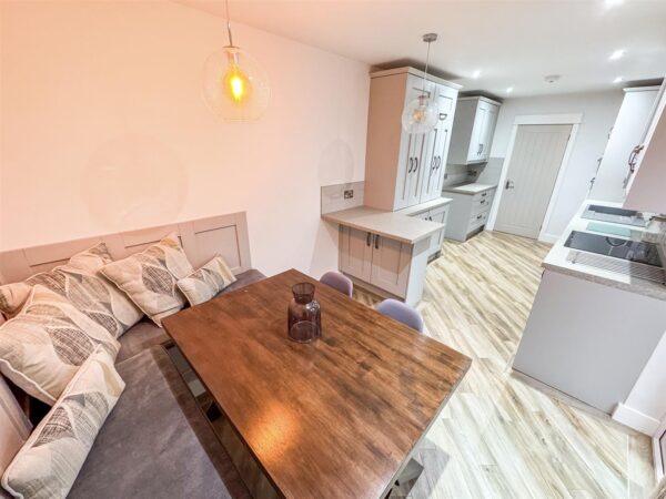 Studfall Avenue, Corby