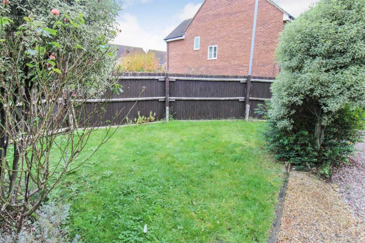 Barth Close, Great Oakley, Corby