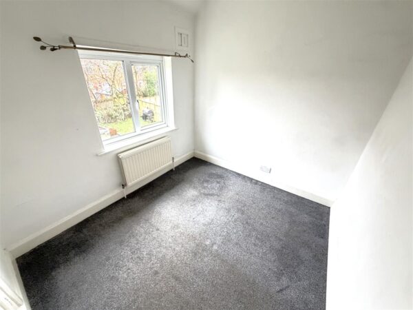 Faraday Grove, Corby