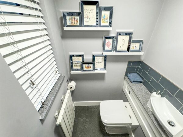 Studfall Avenue, Corby