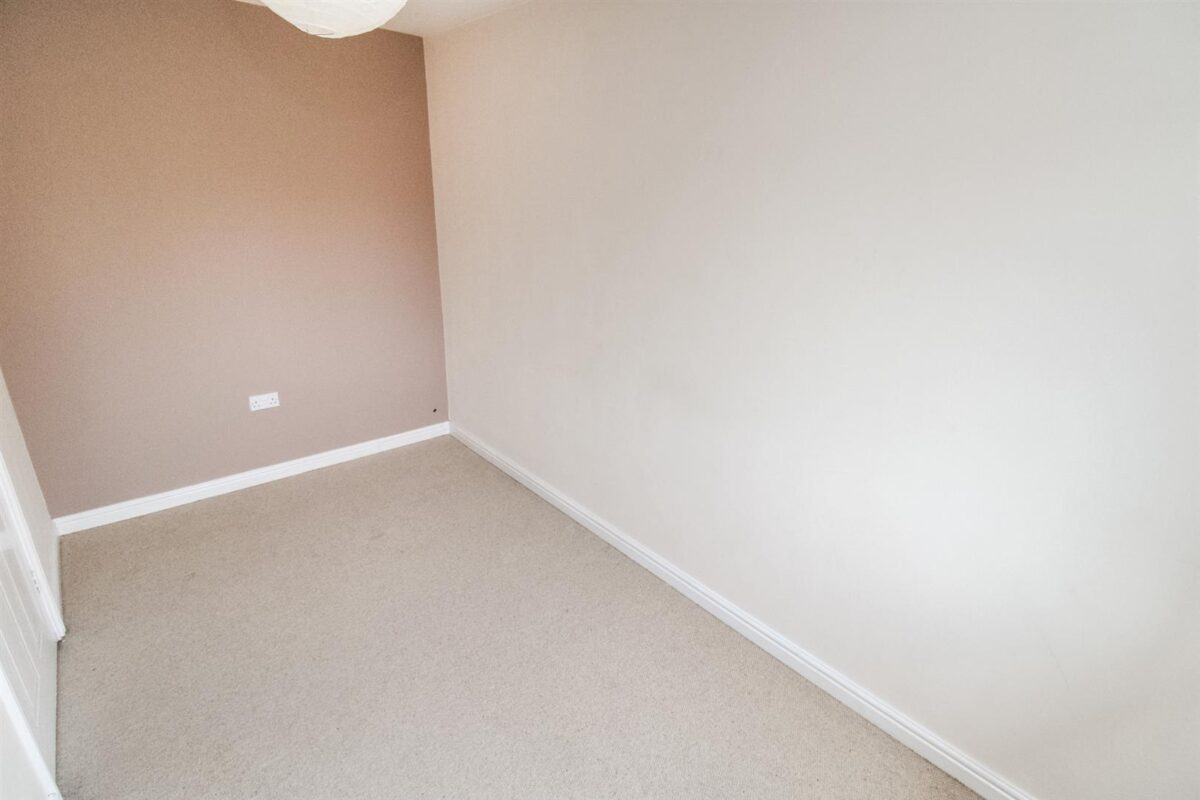 Barth Close, Great Oakley, Corby