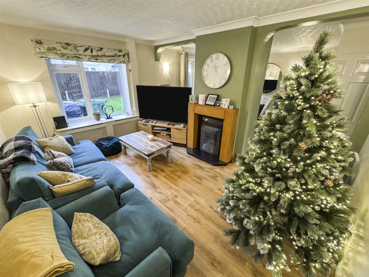 Welford Grove, Corby