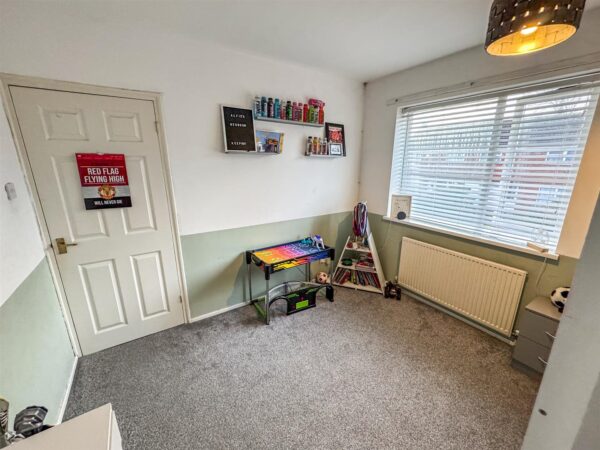 Ashley Avenue, Corby