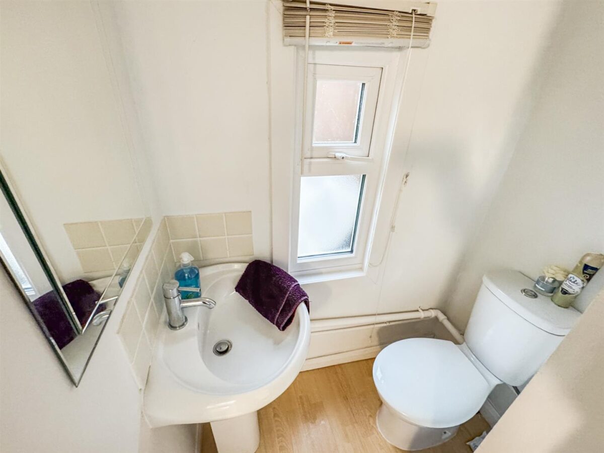 Welford Grove, Corby