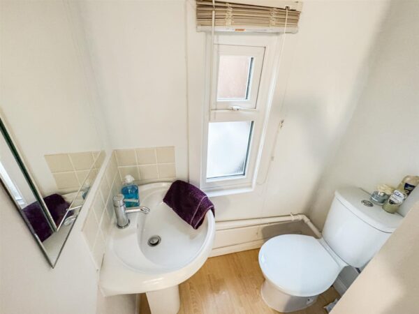 Welford Grove, Corby