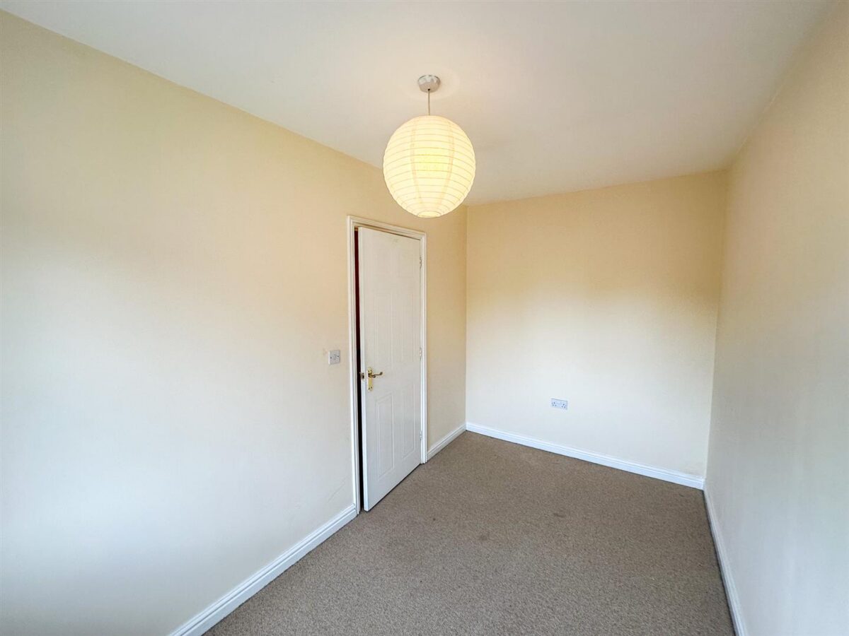 Barth Close, Great Oakley, Corby