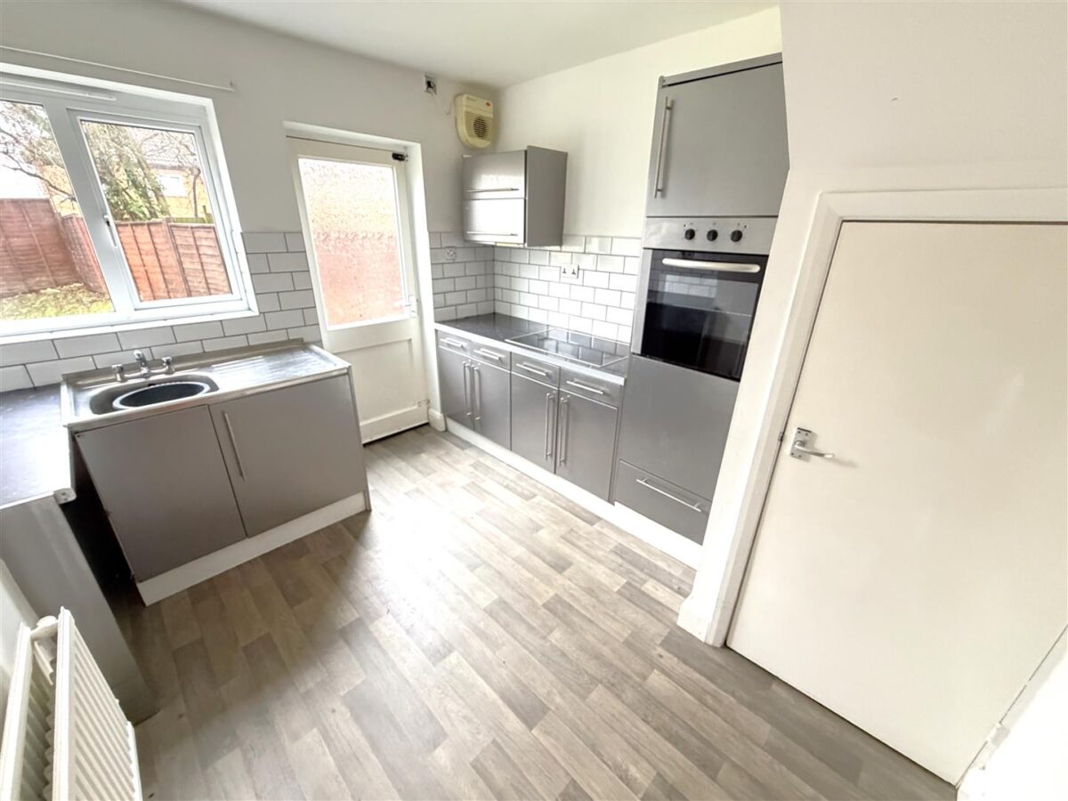 Faraday Grove, Corby