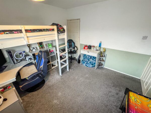 Ashley Avenue, Corby