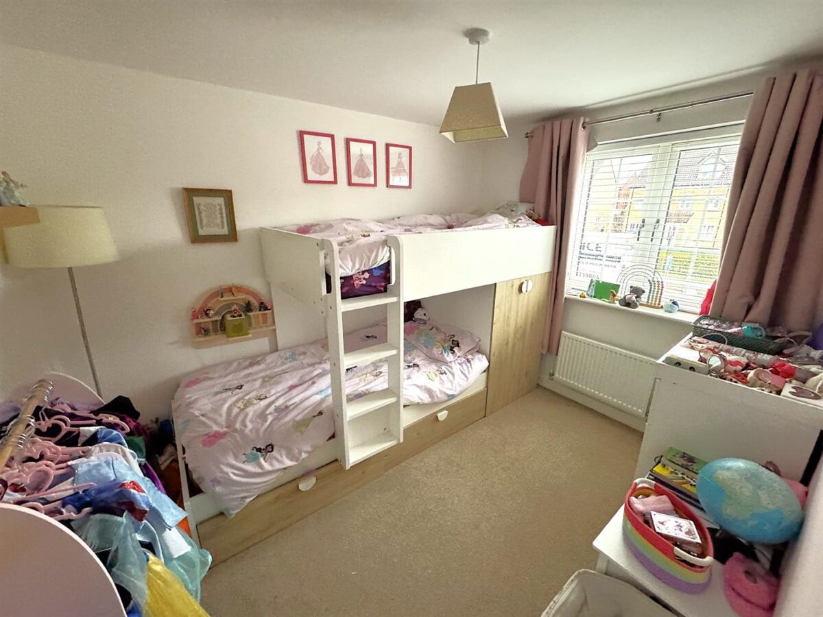 Airfield Way, Weldon, Corby