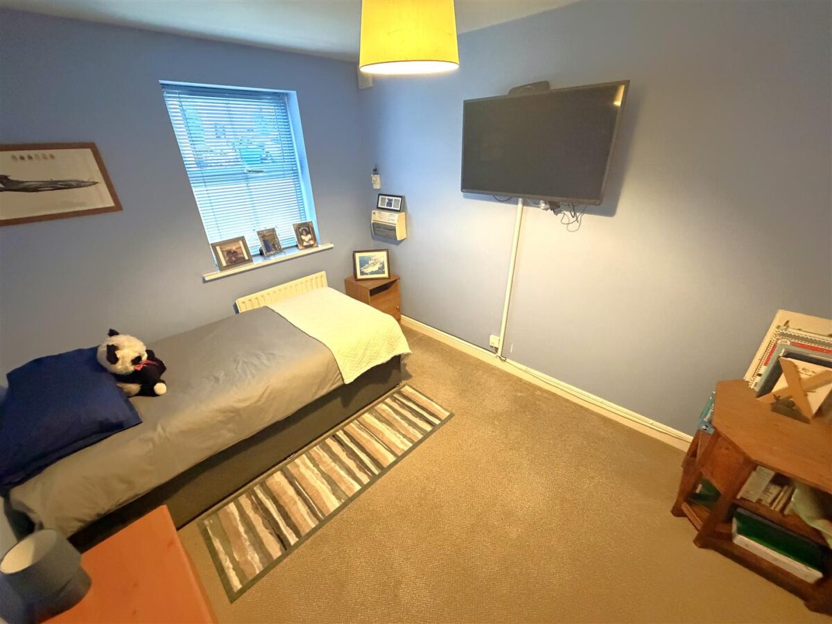 Carlisle Close, Corby