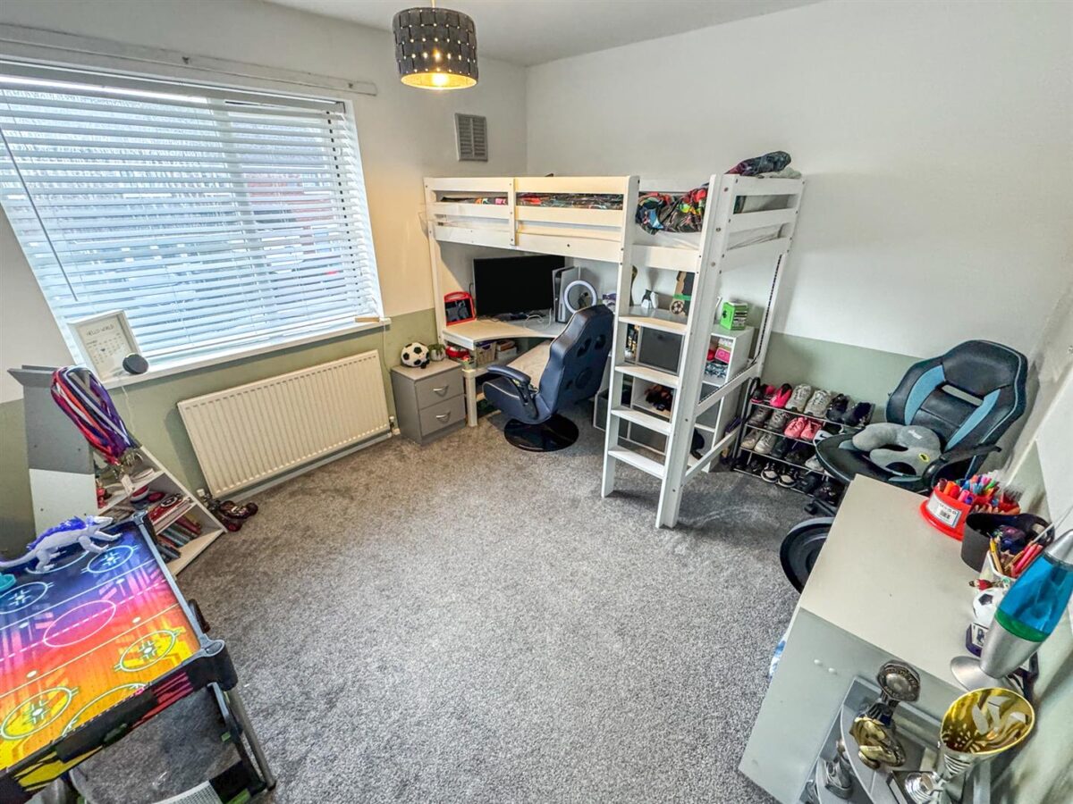 Ashley Avenue, Corby