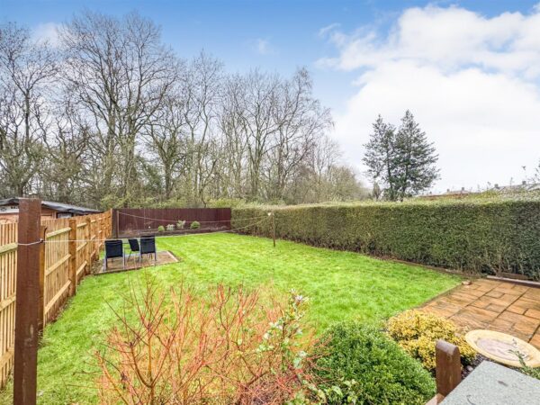 Studfall Avenue, Corby