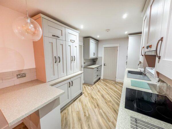 Studfall Avenue, Corby