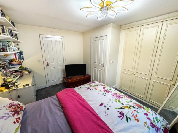 Melford Close, Corby