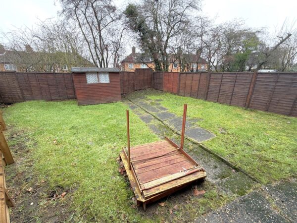 Faraday Grove, Corby