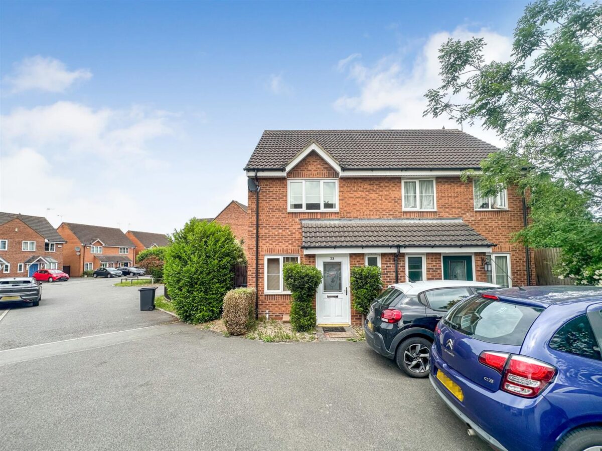 Barth Close, Great Oakley, Corby