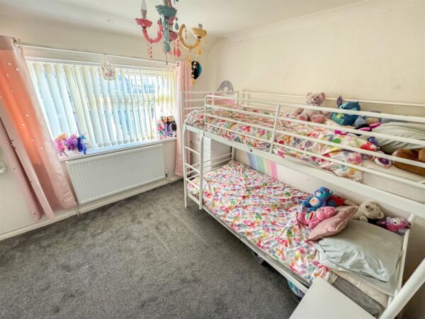 Glastonbury Road, Corby