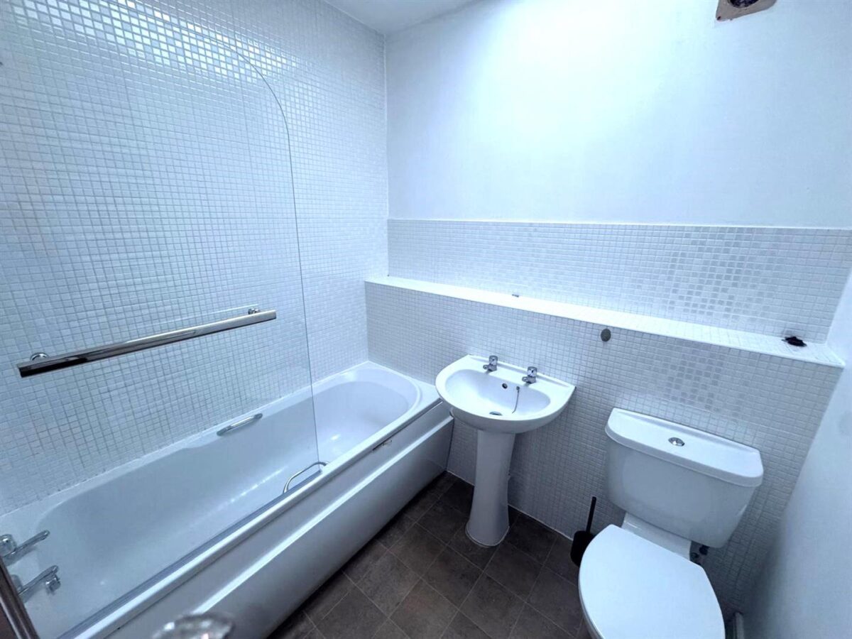 Chatsworth Road, Corby