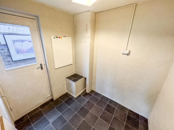 Glastonbury Road, Corby