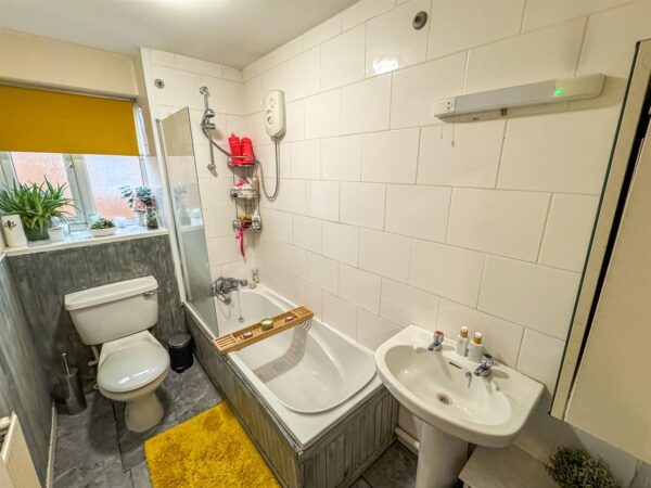 Berneshaw Close, Corby