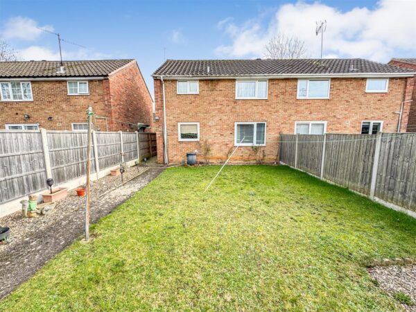 Warminster Close, Corby