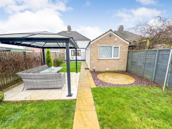 Stockwood Drive, Corby