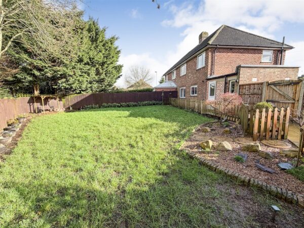 Pevrel Place, Desborough, Kettering